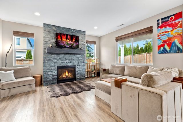 8003 16th Street SE, Lake Stevens, WA 98258