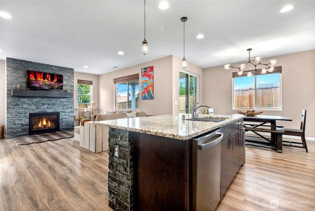 8003 16th Street SE, Lake Stevens, WA 98258