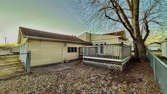 406 Swayze Street, Marshalltown, IA 50158