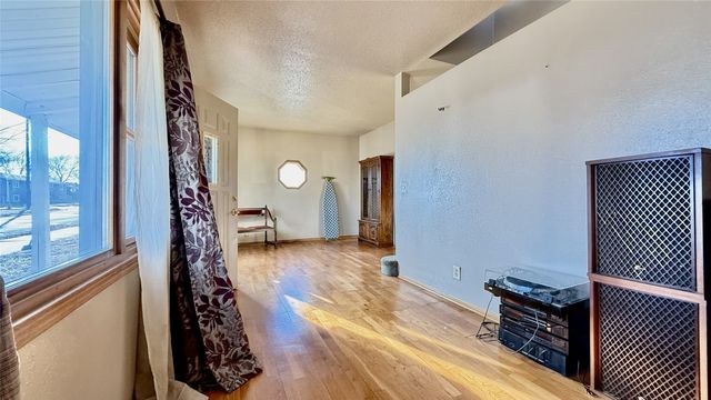 406 Swayze Street, Marshalltown, IA 50158