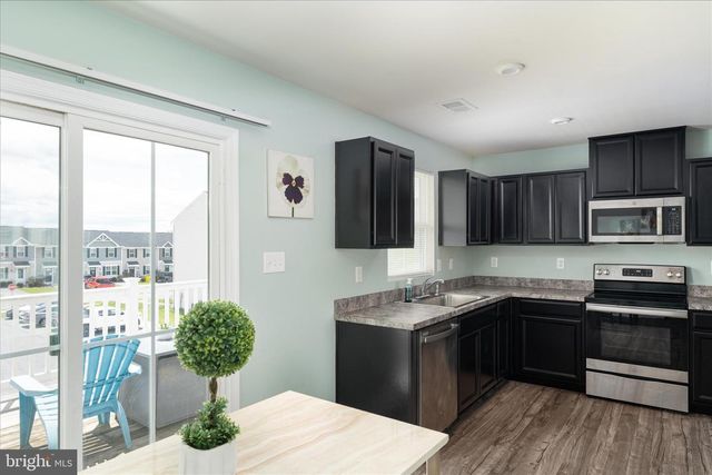 33 SEBAGO PL, Martinsburg, WV 25403