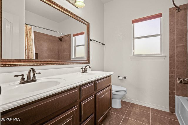 7271 CAMINO DEL SOL Drive, El Paso, TX 79911