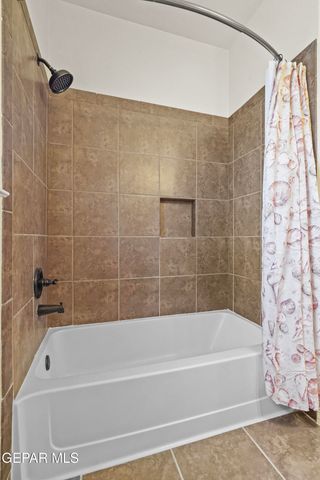 7271 CAMINO DEL SOL Drive, El Paso, TX 79911
