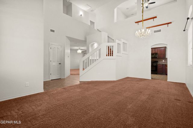 7271 CAMINO DEL SOL Drive, El Paso, TX 79911