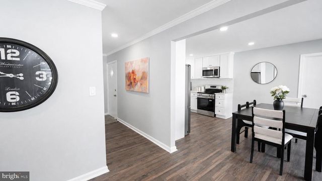 8 MARBLESTONE LN, Willingboro, NJ 08046