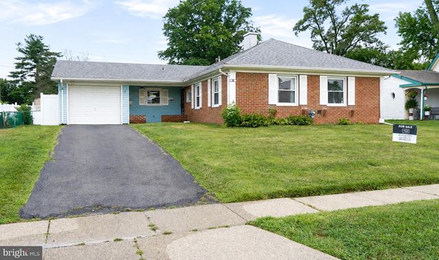 8 MARBLESTONE LN, Willingboro, NJ 08046