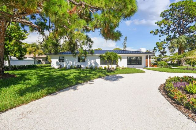 301 AURORA STREET E, Venice, FL 34285