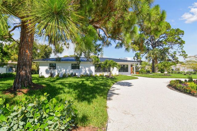 301 AURORA STREET E, Venice, FL 34285