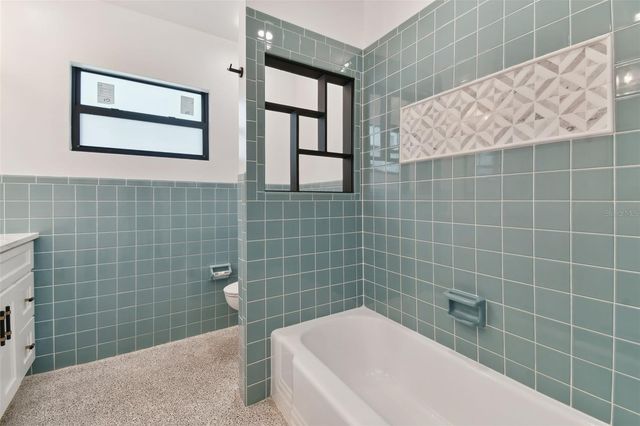 301 AURORA STREET E, Venice, FL 34285