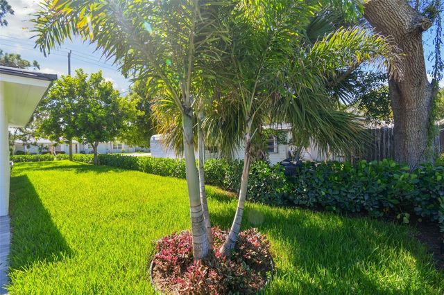 301 AURORA STREET E, Venice, FL 34285