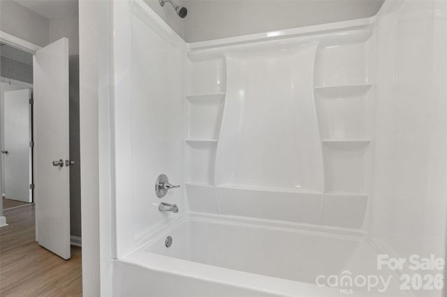 7100 Covecreek Drive, Charlotte, NC 28215