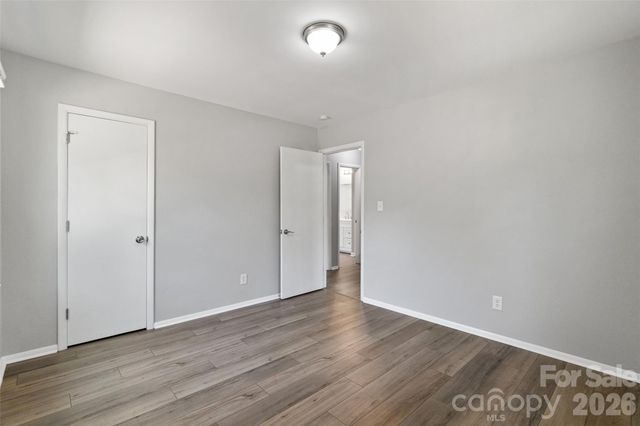 7100 Covecreek Drive, Charlotte, NC 28215