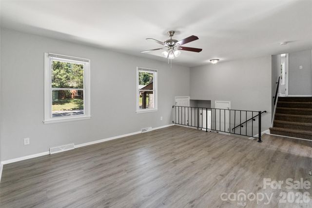 7100 Covecreek Drive, Charlotte, NC 28215
