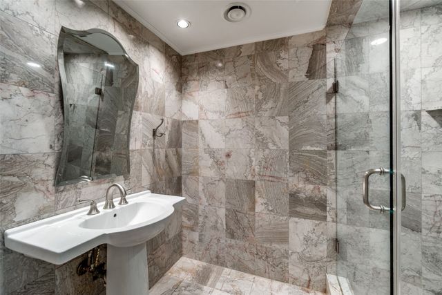 3601 Turtle Creek Boulevard T3, Dallas, TX 75219