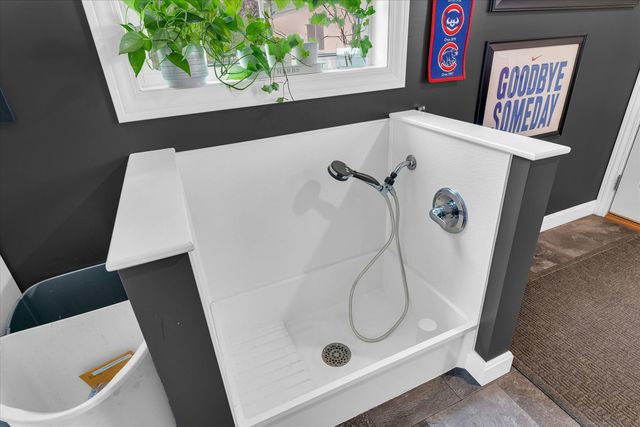 320 E Locust Street, Watseka, IL 60970