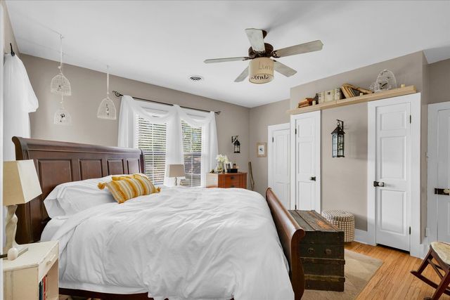 320 E Locust Street, Watseka, IL 60970