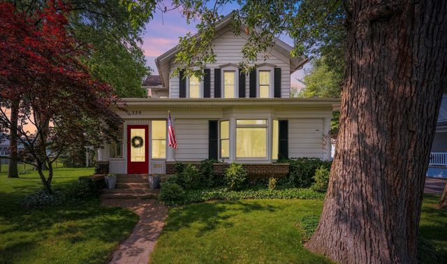 320 E Locust Street, Watseka, IL 60970