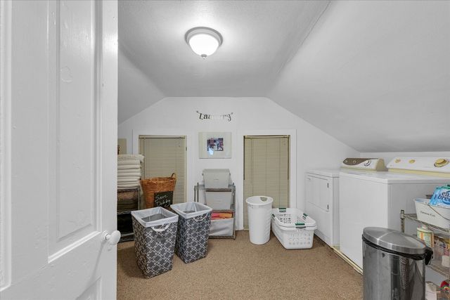 320 E Locust Street, Watseka, IL 60970