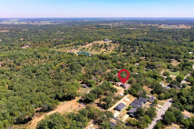 730 E Hull Street, Denison, TX 75021
