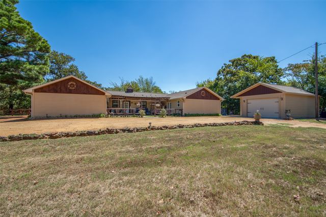 730 E Hull Street, Denison, TX 75021