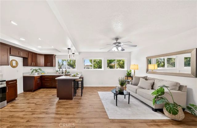 6273 Lincoln, Buena Park, CA 90620