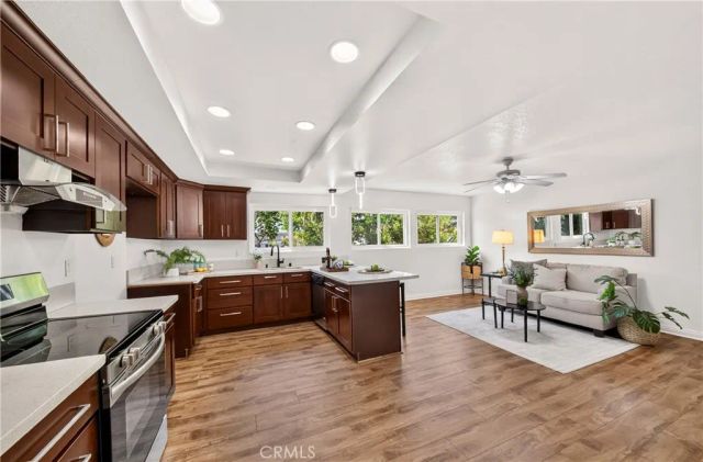 6273 Lincoln, Buena Park, CA 90620