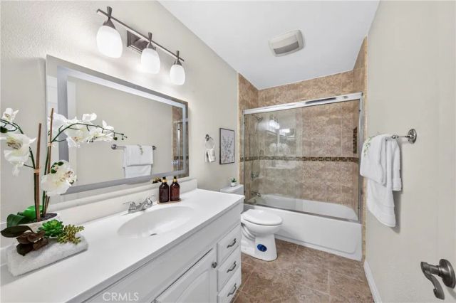 6273 Lincoln, Buena Park, CA 90620