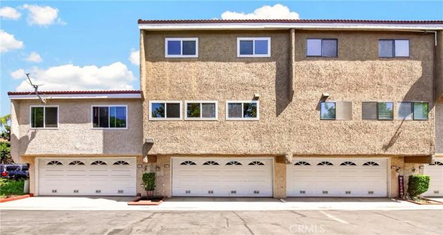 6273 Lincoln, Buena Park, CA 90620
