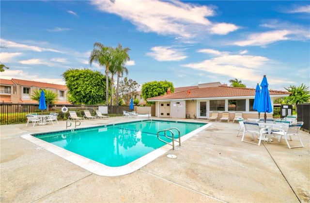 6273 Lincoln, Buena Park, CA 90620