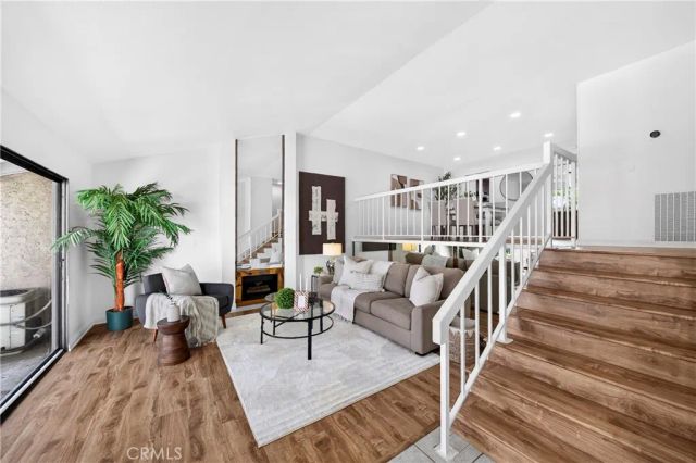 6273 Lincoln, Buena Park, CA 90620