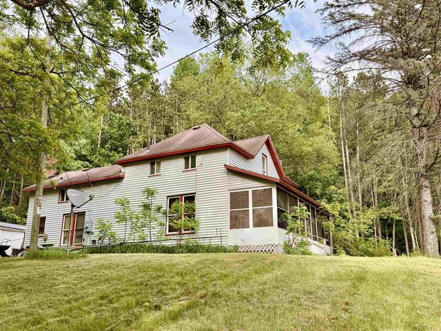 763 Bridge Street, Wonewoc, WI 53968