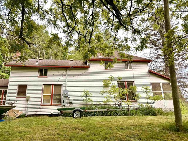 763 Bridge Street, Wonewoc, WI 53968