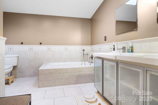 34 Coosa Ridge Drive, Whittier, NC 28789