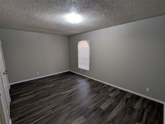 101 E 33rd ST 102, Austin, TX 78705