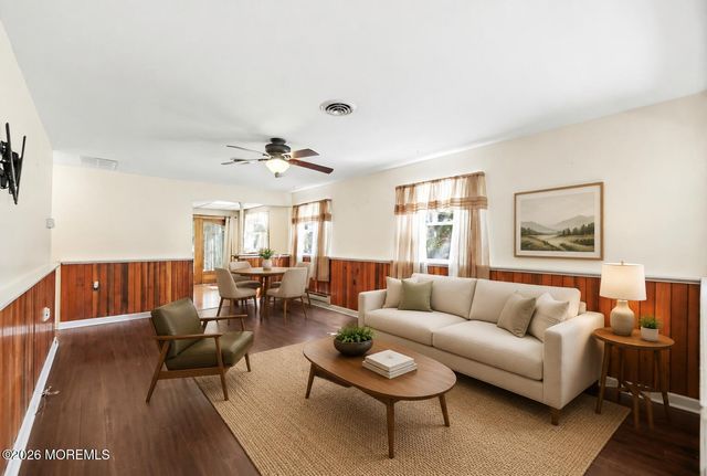 5 Revere Court, Whiting, NJ 08759