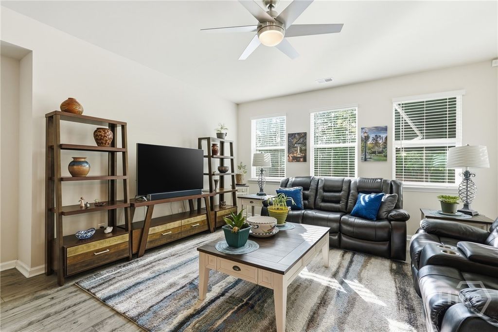 Image 17 of property listing at 120 River Run Drive, Pooler, GA 31322