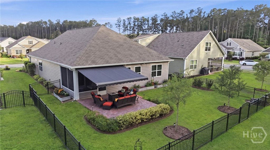 Image 2 of property listing at 120 River Run Drive, Pooler, GA 31322