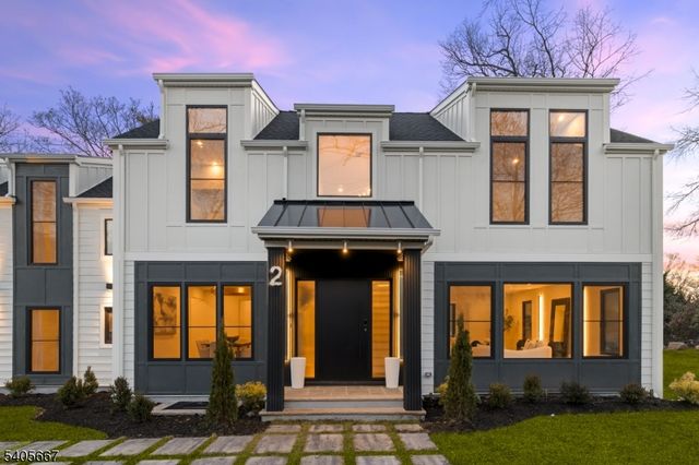 2 E Hartshorn Dr, Millburn Twp., NJ 07078