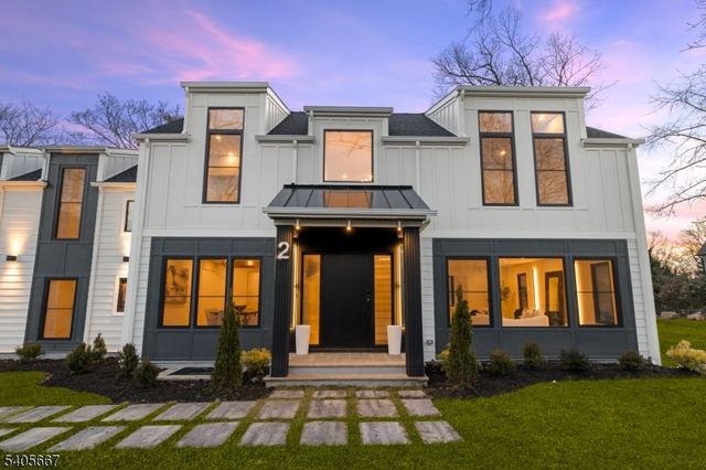 2 E Hartshorn Dr, Millburn Twp., NJ 07078