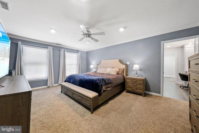 13 SILVER LAKE DR, Shamong, NJ 08088