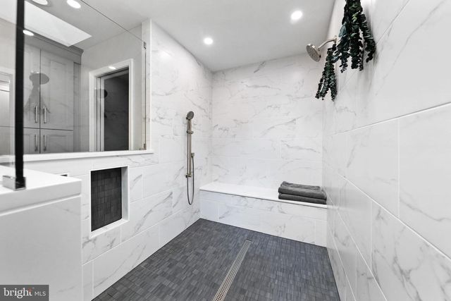 13 SILVER LAKE DR, Shamong, NJ 08088