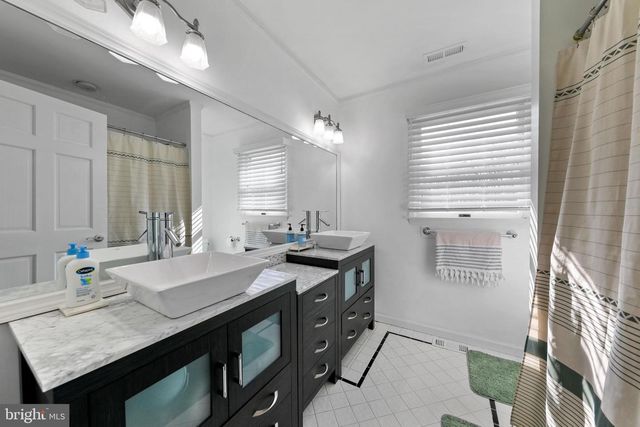 13 SILVER LAKE DR, Shamong, NJ 08088