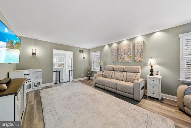 13 SILVER LAKE DR, Shamong, NJ 08088