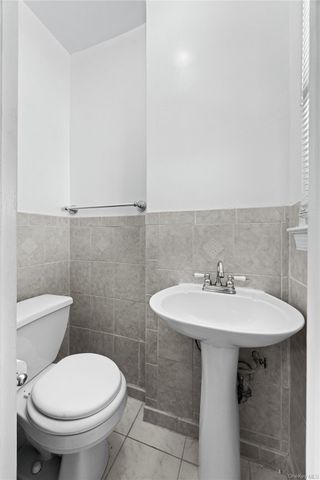 3302 Tiemann Avenue, Bronx, NY 10469