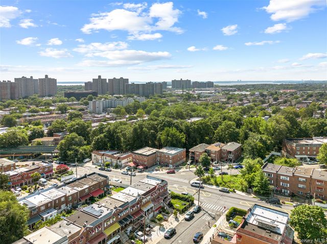 3302 Tiemann Avenue, Bronx, NY 10469
