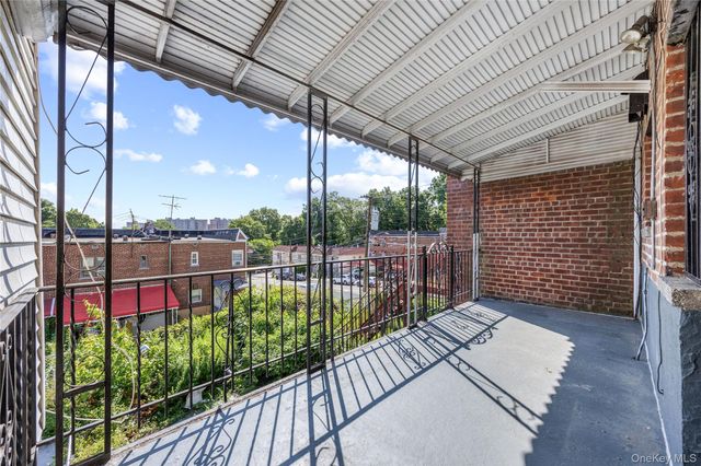 3302 Tiemann Avenue, Bronx, NY 10469