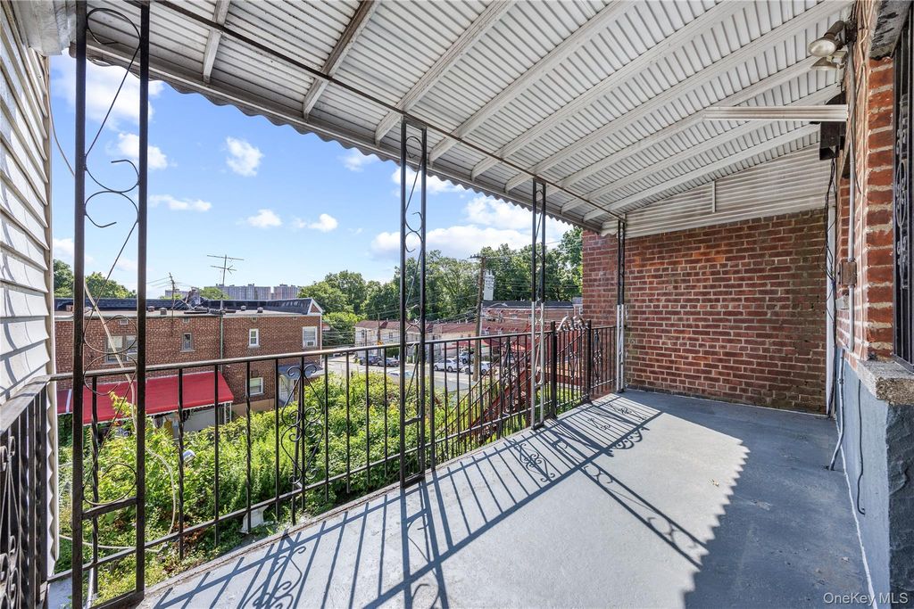 3302 Tiemann Avenue, Bronx, NY 10469 — photo 2