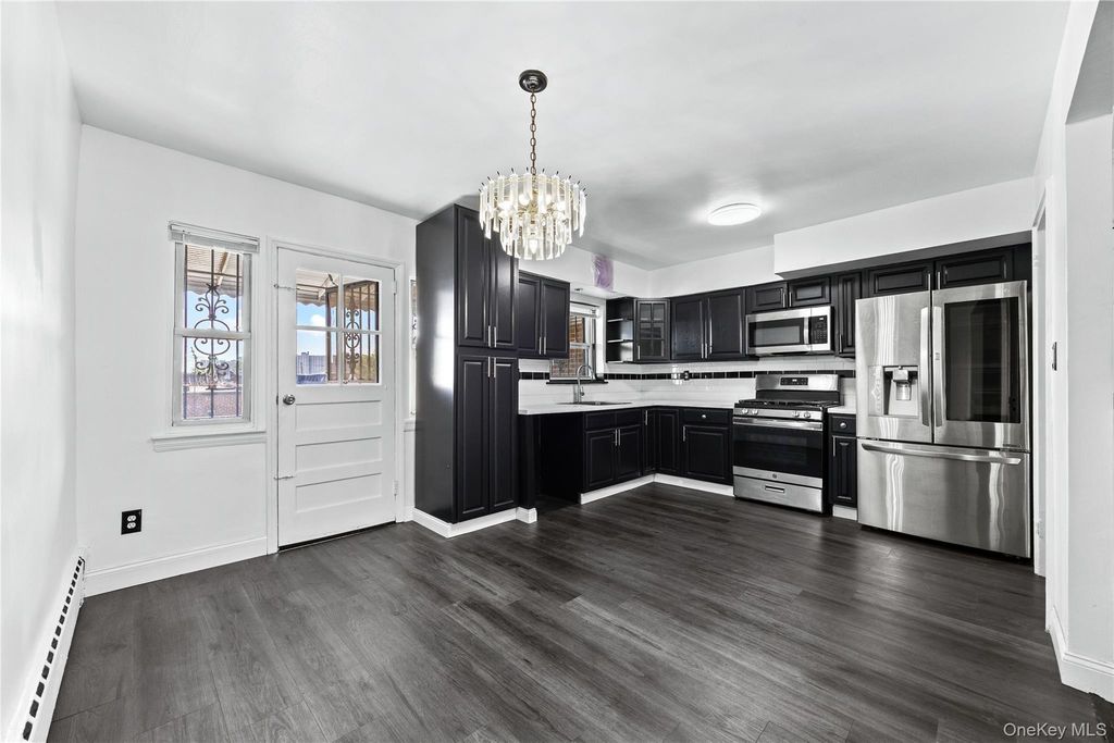 3302 Tiemann Avenue, Bronx, NY 10469 — photo 5