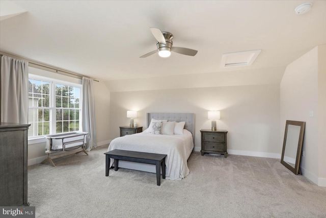 354 AMBER DR, Lititz, PA 17543