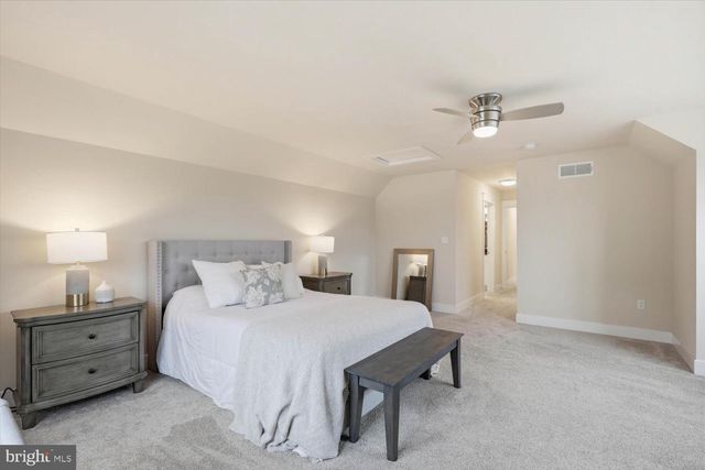 354 AMBER DR, Lititz, PA 17543